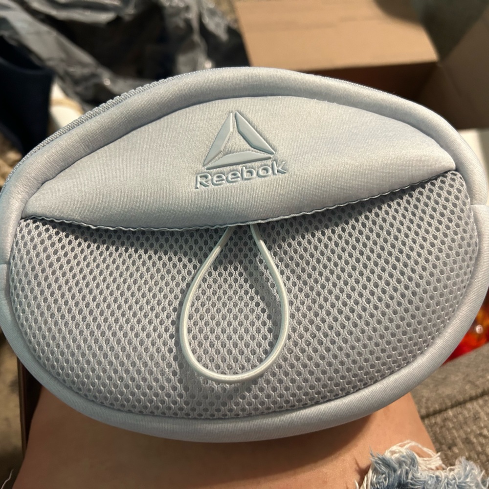 NWT Reebok Fanny pack